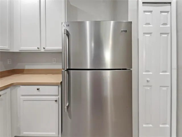 $240,000 | 3473 Parkridge Circle, Unit 17101, Sarasota, FL 34243