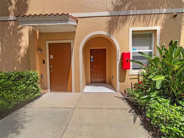 $240,000 | 3473 Parkridge Circle, Unit 17101, Sarasota, FL 34243