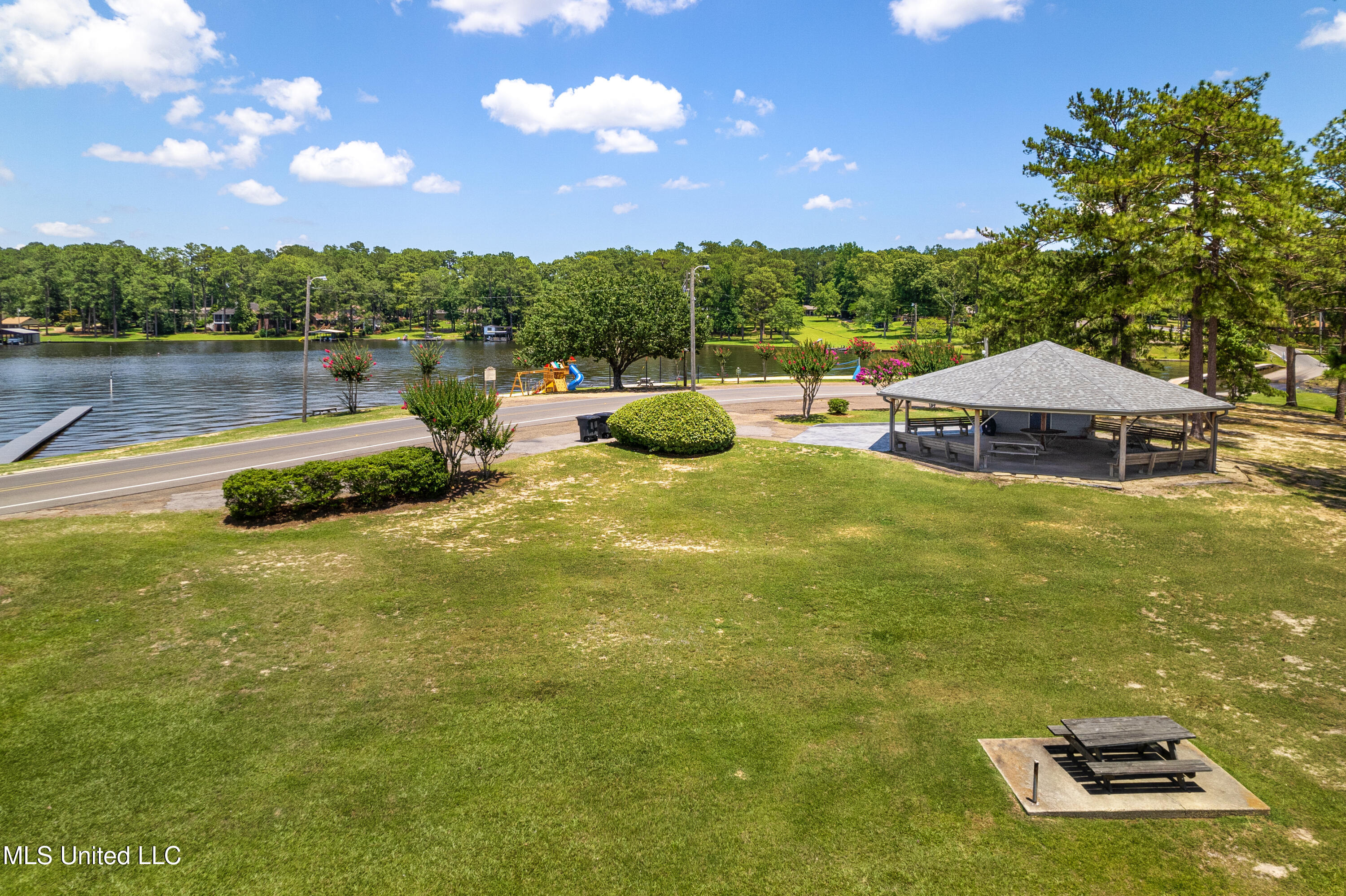 269 West Lake Road Hattiesburg, MS 39402 - Photo 108 of 111 Lake Serene-2