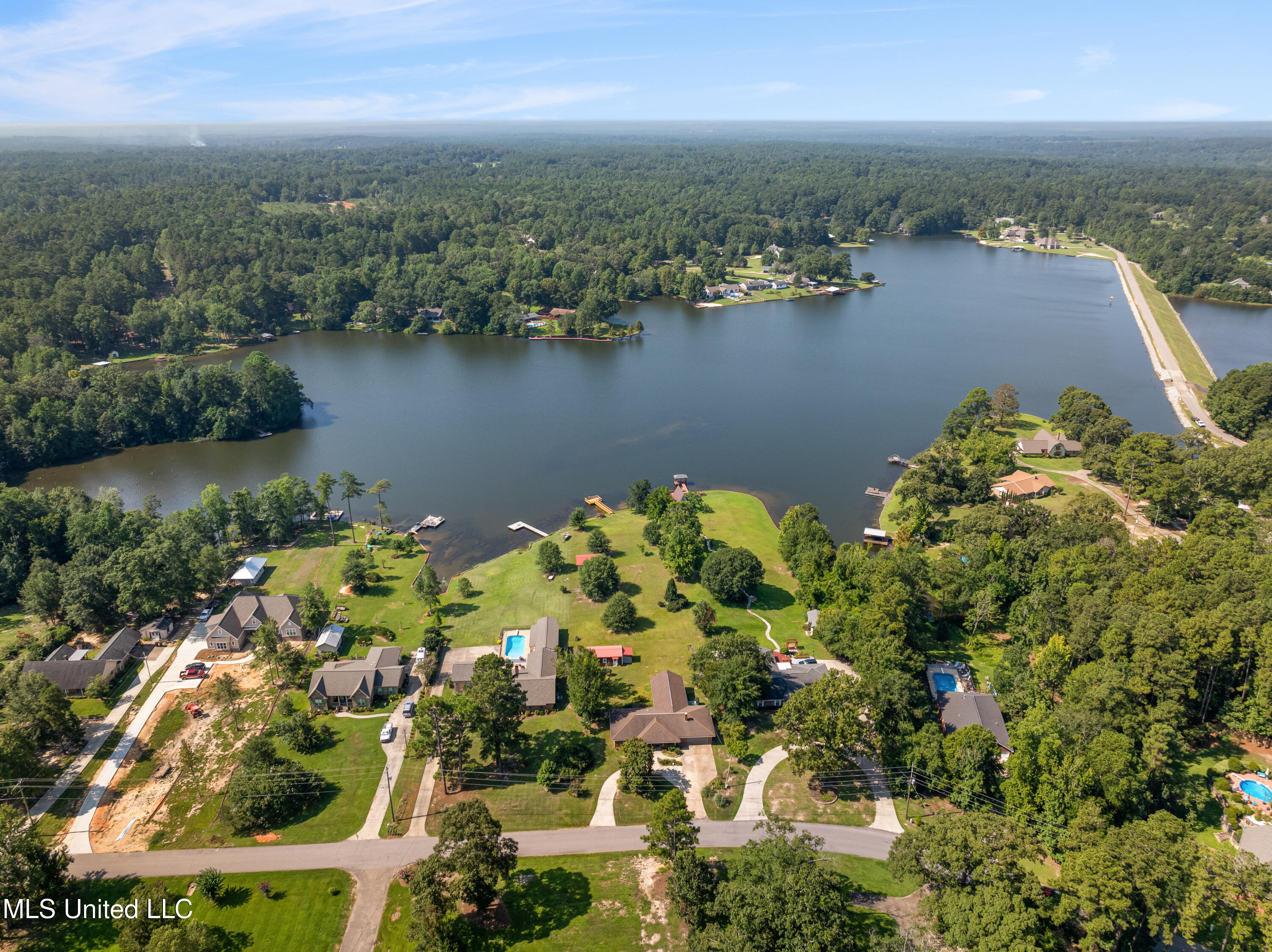 269 West Lake Road Hattiesburg, MS 39402 - Photo 111 of 111 Lake_Serene-4