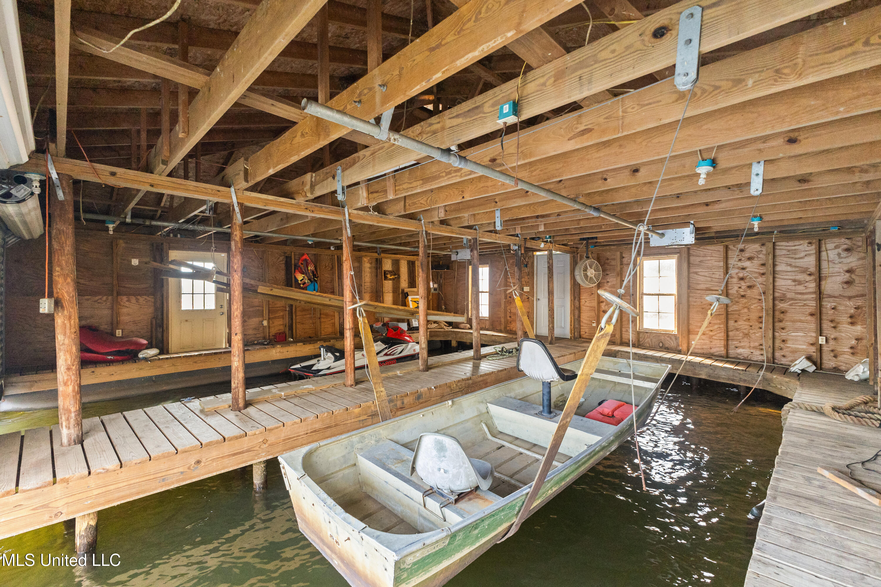 269 West Lake Road Hattiesburg, MS 39402 - Photo 12 of 111 269_W_Lake_Rd-97