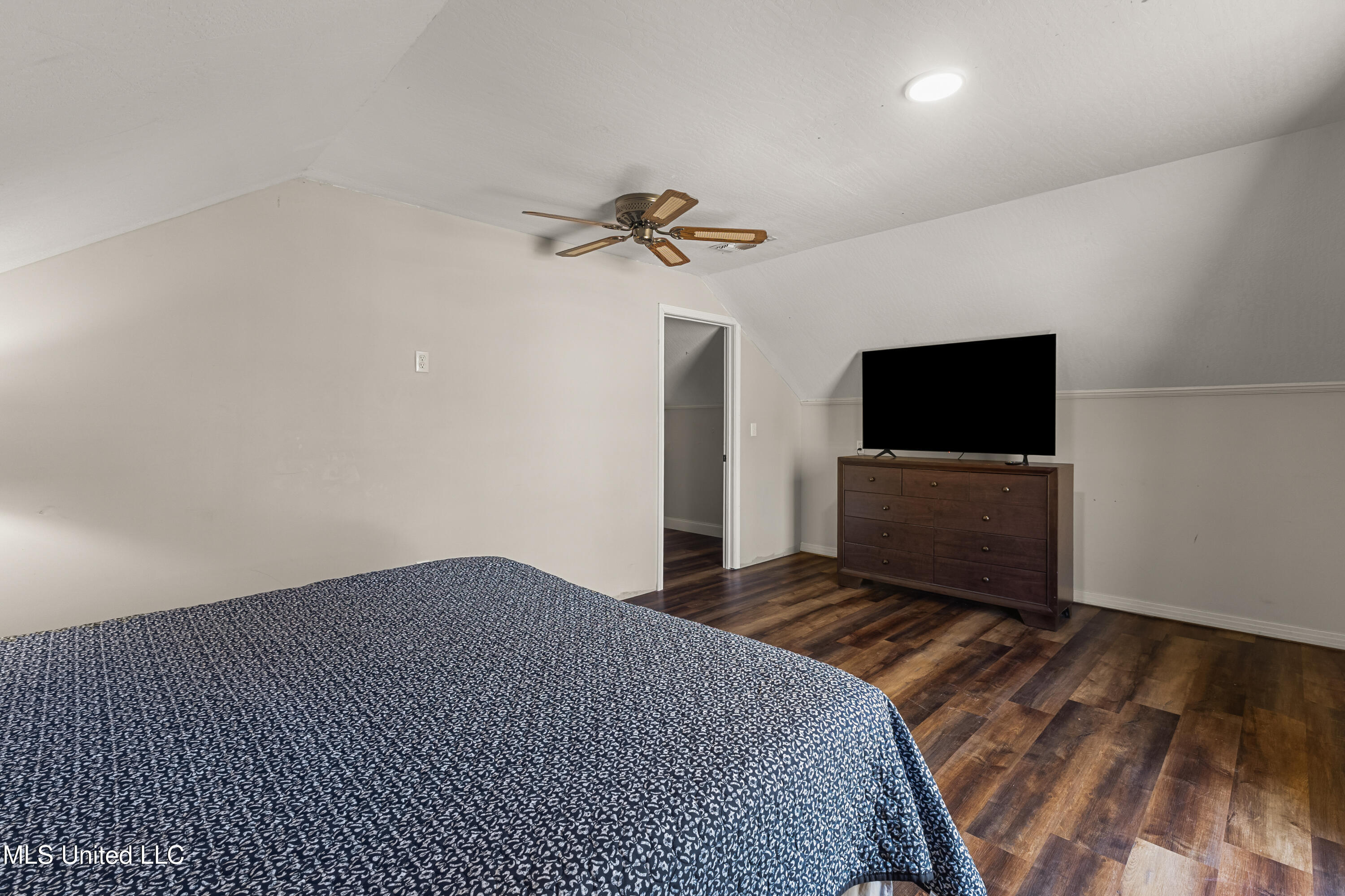 269 West Lake Road Hattiesburg, MS 39402 - Photo 58 of 111 269_W_Lake_Rd-57