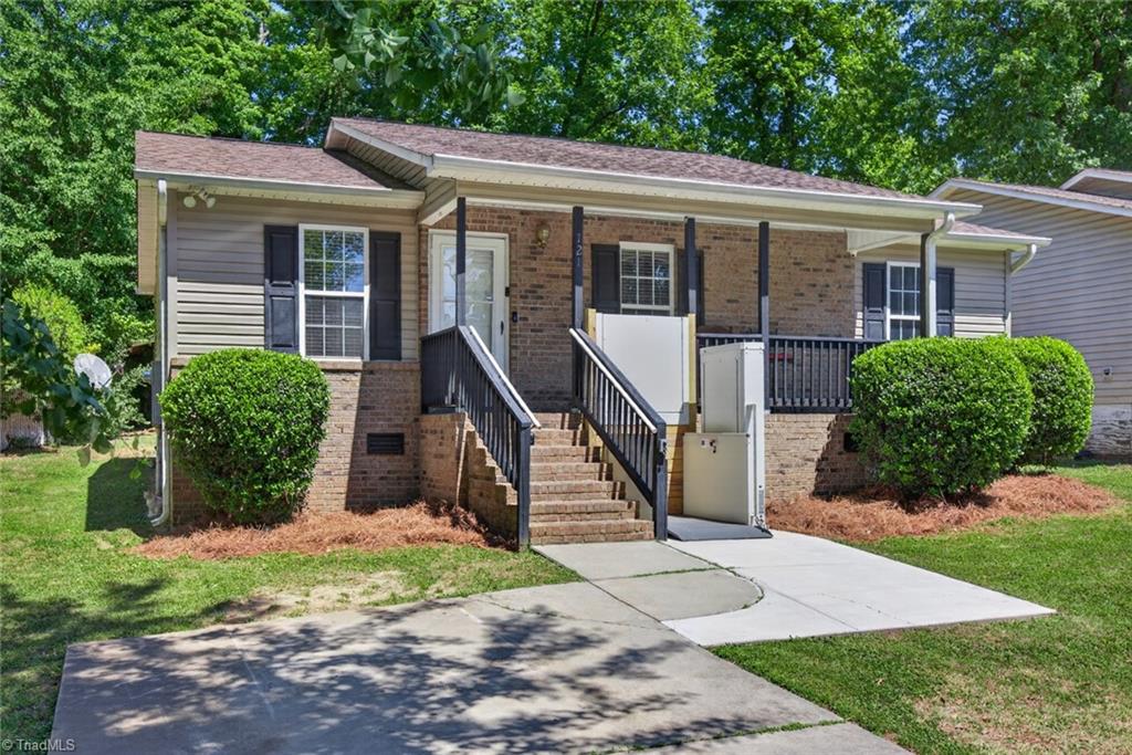 121 Manor Drive High Point, NC 27260 - Photo 1 of 23
