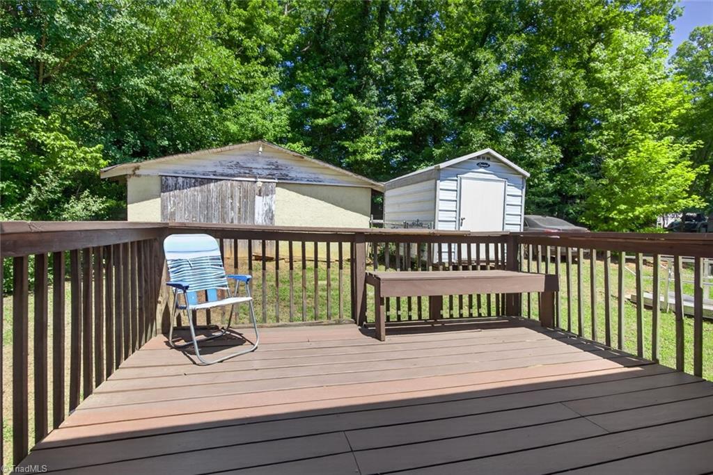 121 Manor Drive High Point, NC 27260 - Photo 19 of 23