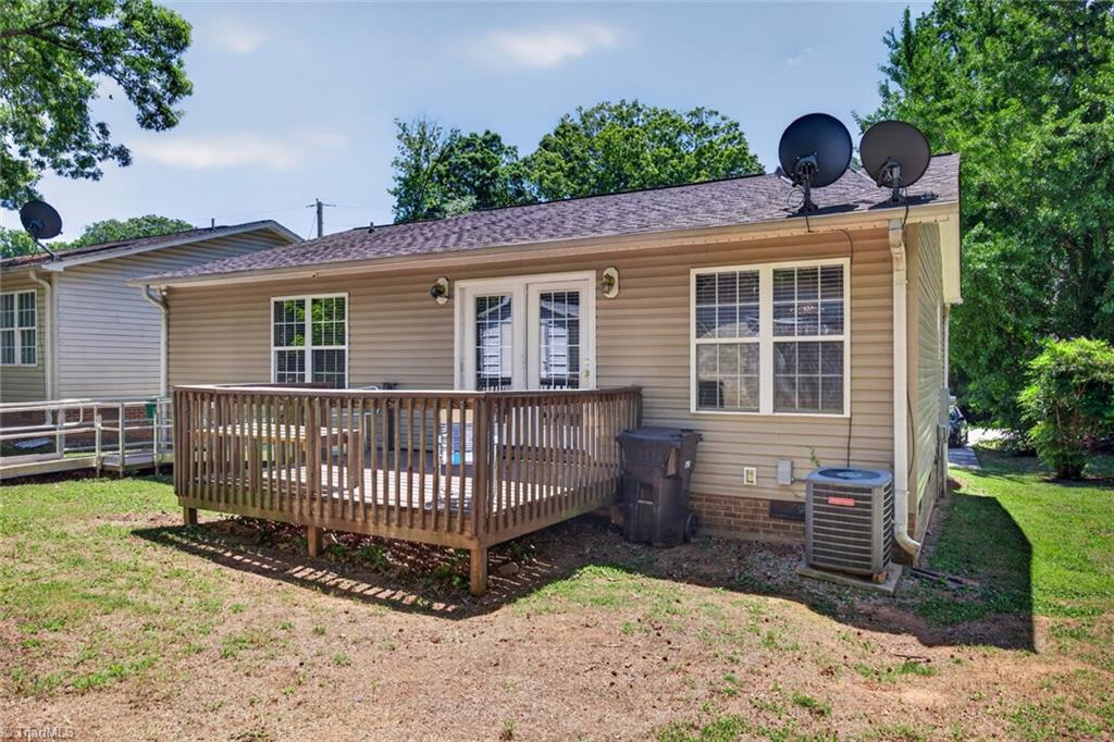 121 Manor Drive High Point, NC 27260 - Photo 22 of 23