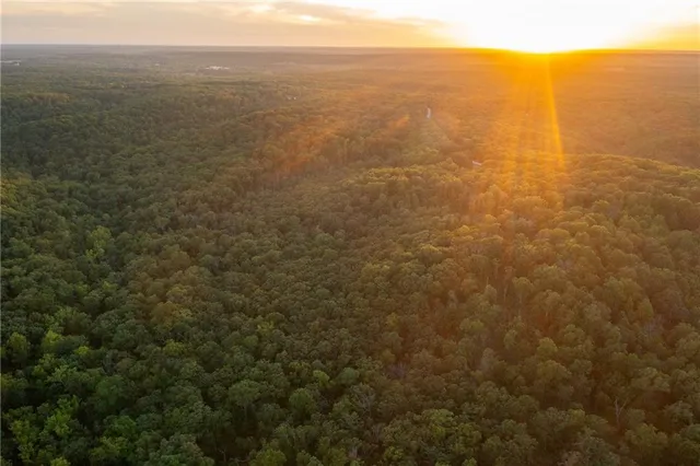 $319,000 | 0 Partridge Drive, Climax Springs, MO 65324