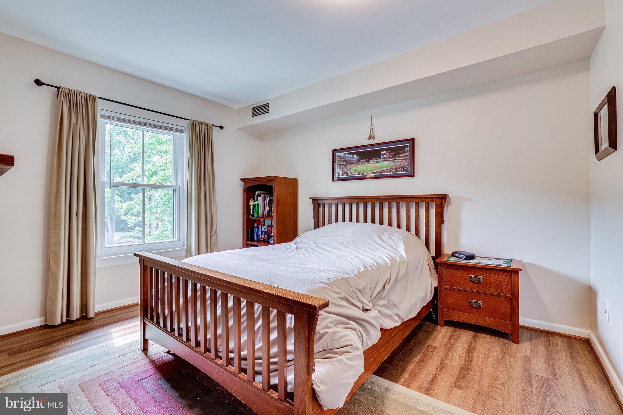 11621 Stoneview Square, Unit 22C Reston, VA 20191 - Photo 20 of 37 Primary Bedroom with Walk in Closet
