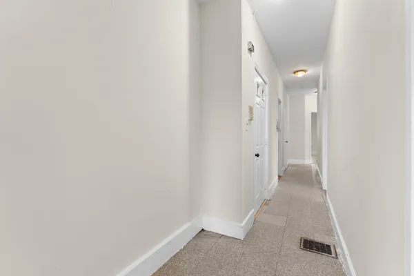 $3,000 | 239 Bowdoin Street, Unit 3, Boston, MA 02122