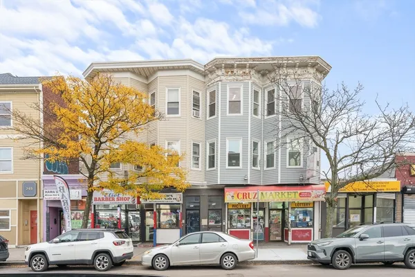 $3,000 | 239 Bowdoin Street, Unit 3, Boston, MA 02122