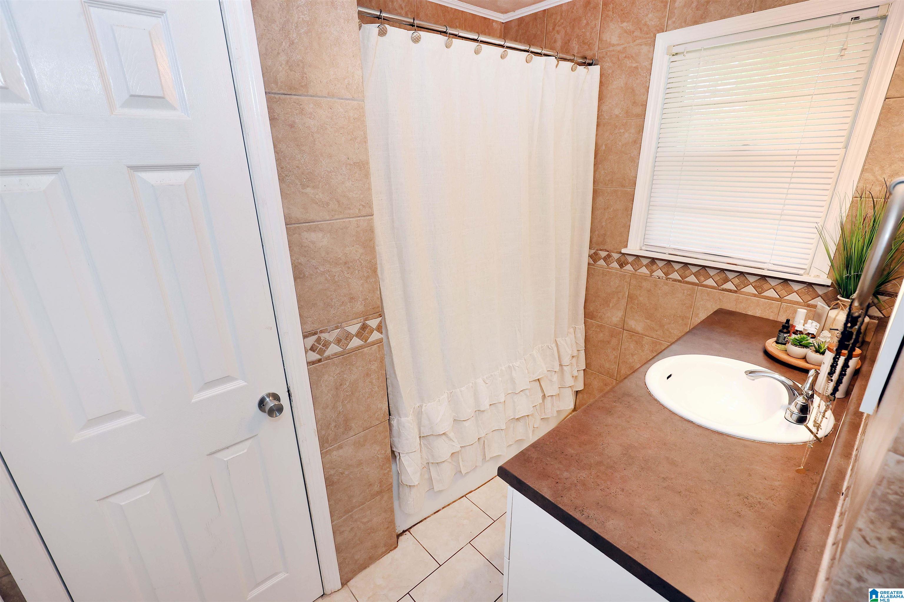 702 Bain Avenue Weaver, AL 36277 - Photo 22 of 40