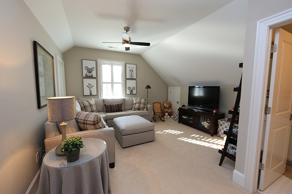 518 Mial Street Raleigh, NC 27608 - Photo 12 of 15 3rd Floor Bonus w Full Bath