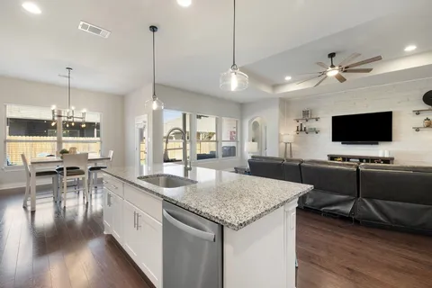 $585,000 | 3512 Westport Lane, Pflugerville, TX 78660