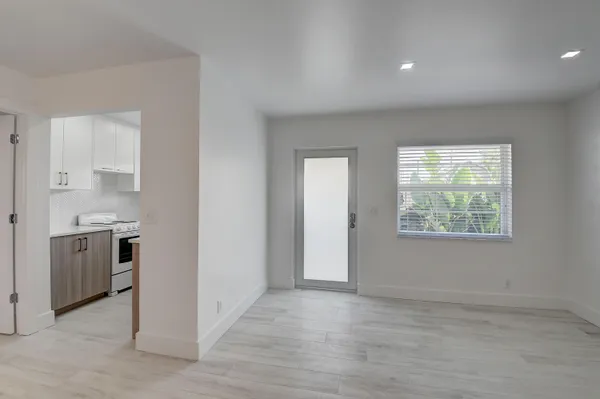 $1,700 | 502 North H Street, Unit 4, Lake Worth Beach, FL 33460