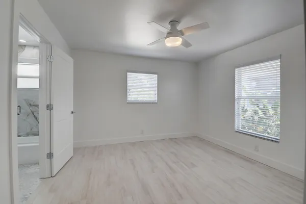 $1,700 | 502 North H Street, Unit 4, Lake Worth Beach, FL 33460