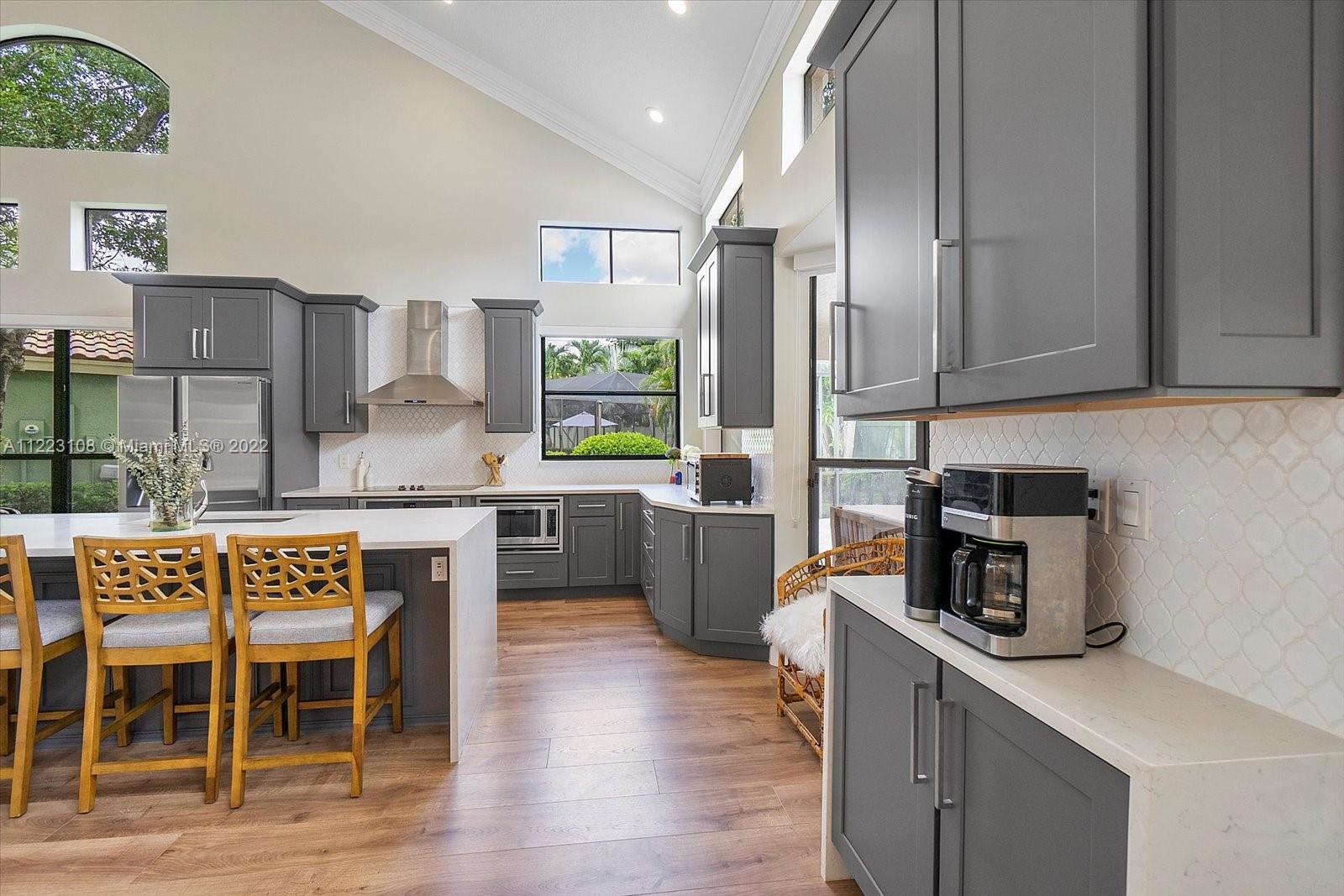 10022 Venezia Place Boca Raton, FL 33428 - Photo 9 of 63 Gallery Image 9