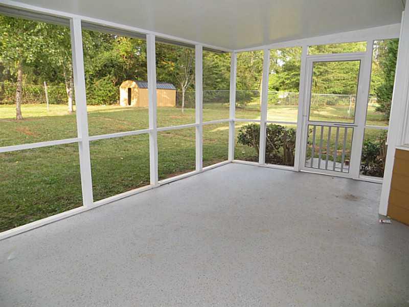 2366 Fairview Road Conyers, GA 30013 - Photo 10 of 17