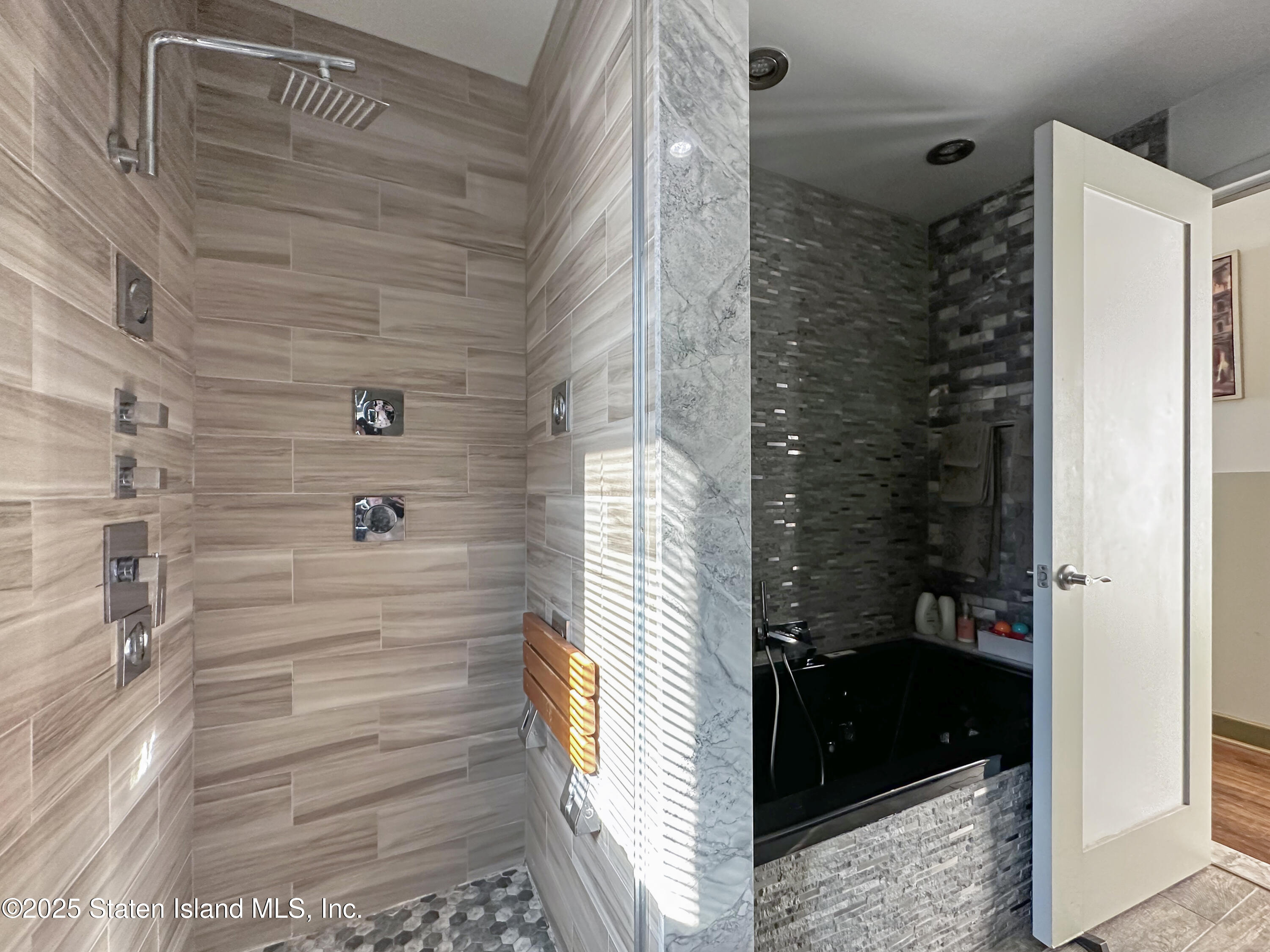 90 Bay Street Landing, Unit 9C Staten Island, NY 10301 - Photo 19 of 38 a view of a bathroom