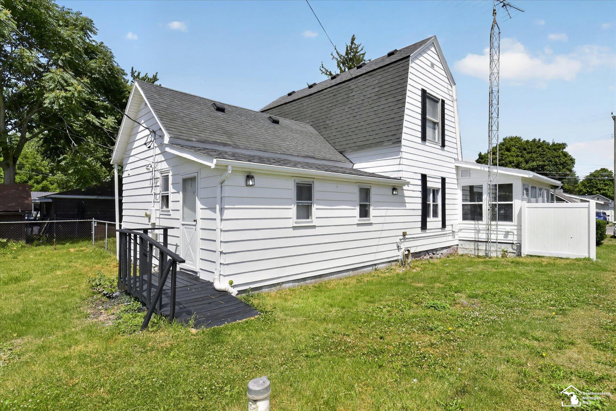 8257 Ida West Road Ida, MI 48140 - Photo 39 of 42 Gallery Image 39