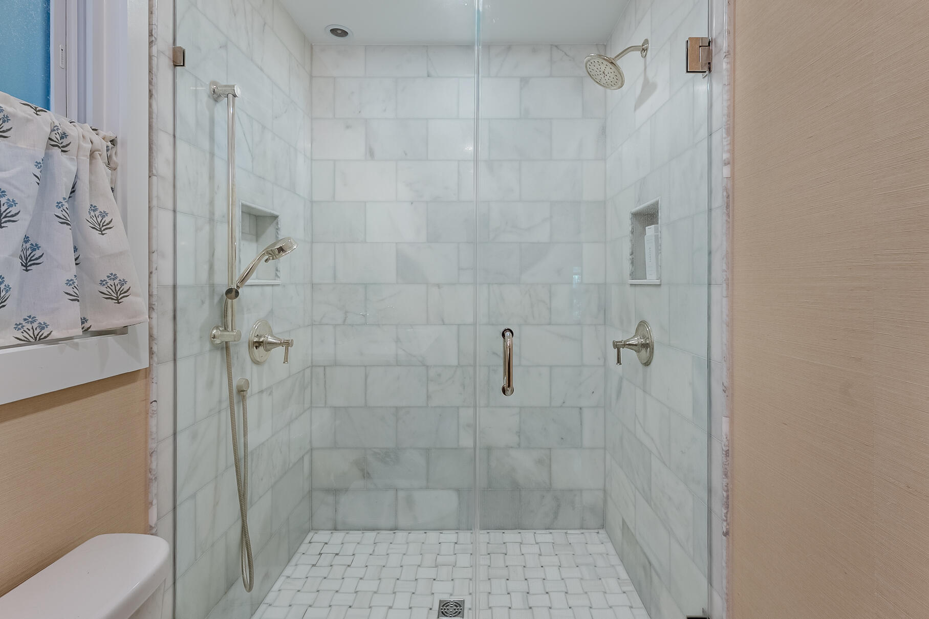 1285 Old Colony Road Mount Pleasant, SC 29464 - Photo 23 of 42 Master shower