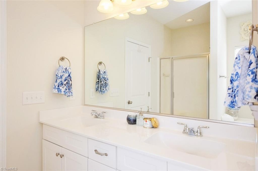 588 Barnsdale Ridge Road Kernersville, NC 27284 - Photo 12 of 24 Gallery Image 12
