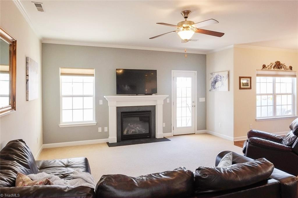 588 Barnsdale Ridge Road Kernersville, NC 27284 - Photo 4 of 24 Gallery Image 4