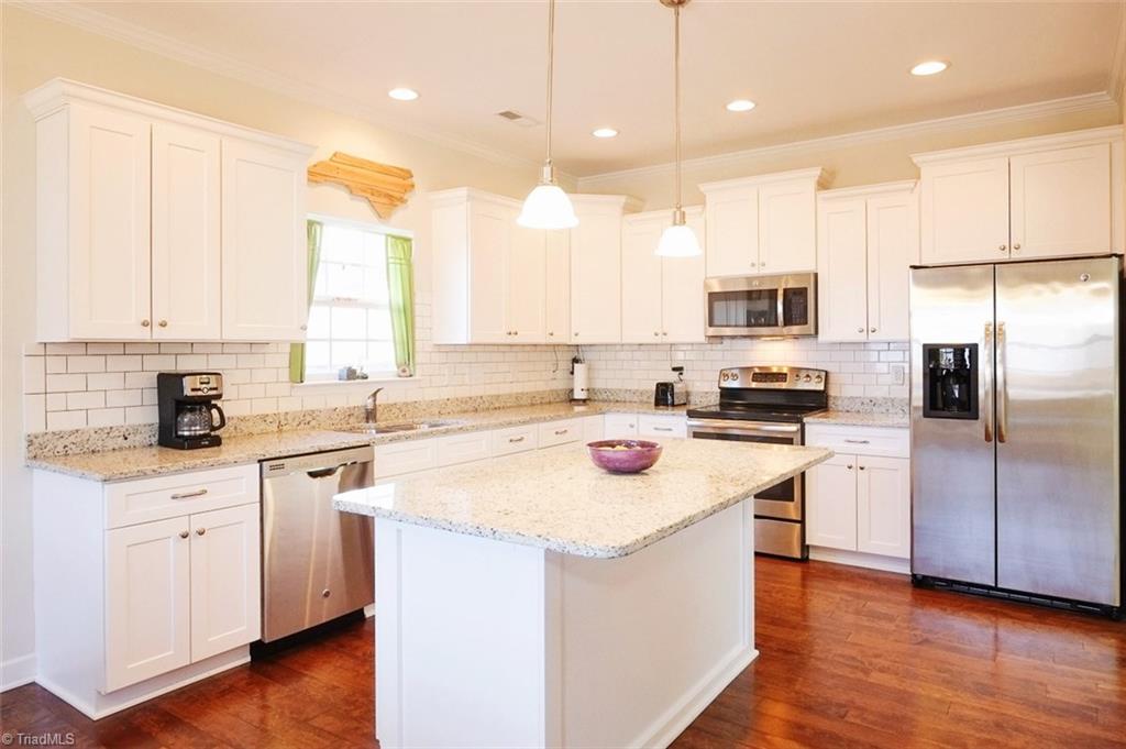 588 Barnsdale Ridge Road Kernersville, NC 27284 - Photo 5 of 24 Gallery Image 5