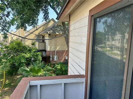 $129,000 | 1500 West Esplanade Avenue, Unit 10D, Kenner, LA 70065