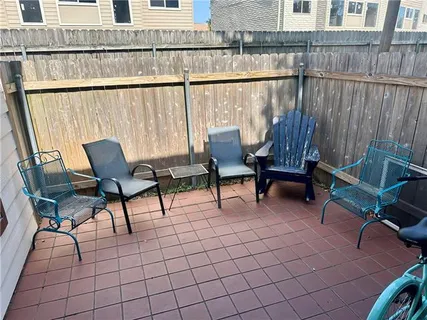 $129,000 | 1500 West Esplanade Avenue, Unit 10D, Kenner, LA 70065