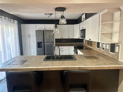 $129,000 | 1500 West Esplanade Avenue, Unit 10D, Kenner, LA 70065