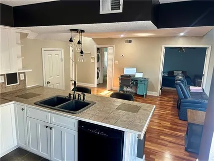 $129,000 | 1500 West Esplanade Avenue, Unit 10D, Kenner, LA 70065