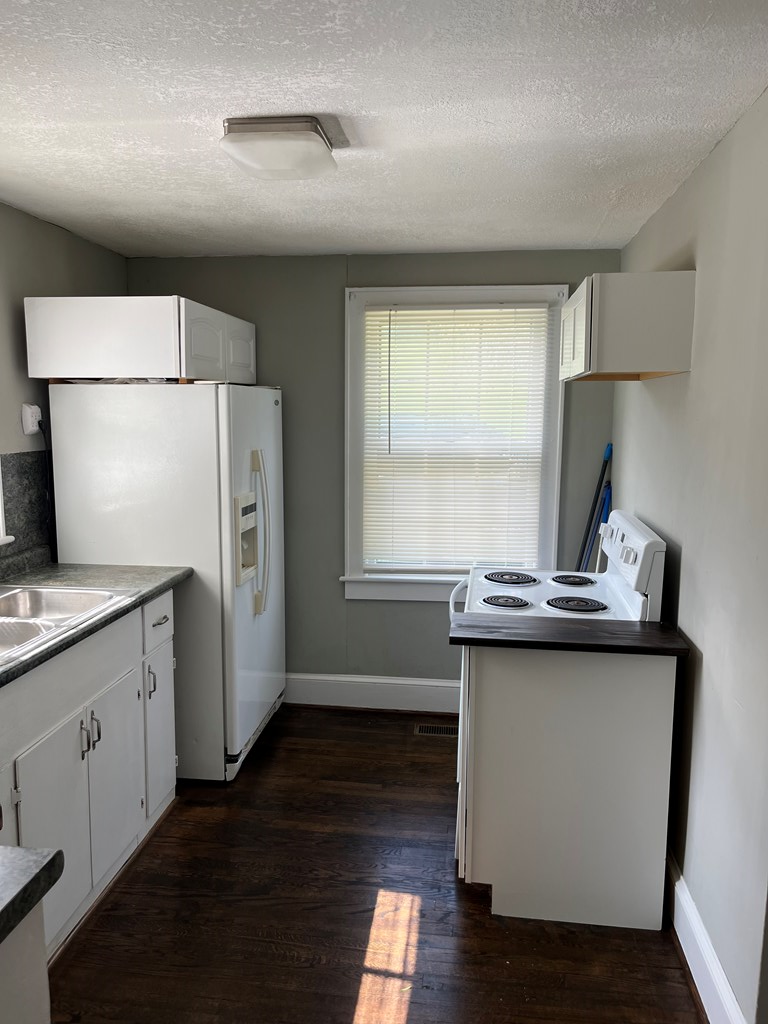 4997 Thornspring Road Pulaski, VA 24301 - Photo 35 of 49 Gallery Image 35