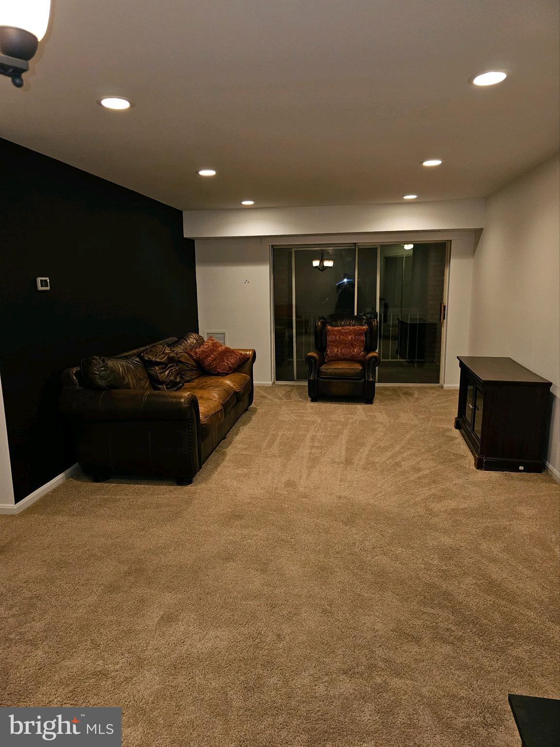 5936 Cove Landing Road, Unit 202B Burke, VA 22015 - Photo 21 of 21 Living Room