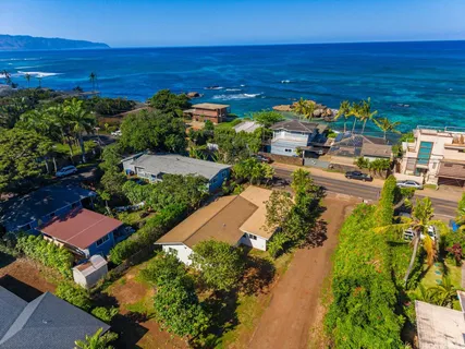 $1,599,000 | 61-286 Kamehameha Highway, Haleiwa, HI 96712
