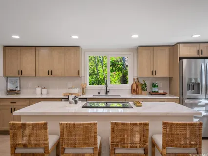 $1,599,000 | 61-286 Kamehameha Highway, Haleiwa, HI 96712