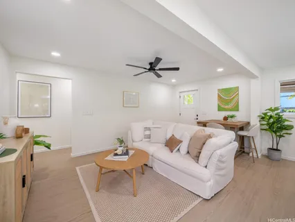 $1,599,000 | 61-286 Kamehameha Highway, Haleiwa, HI 96712