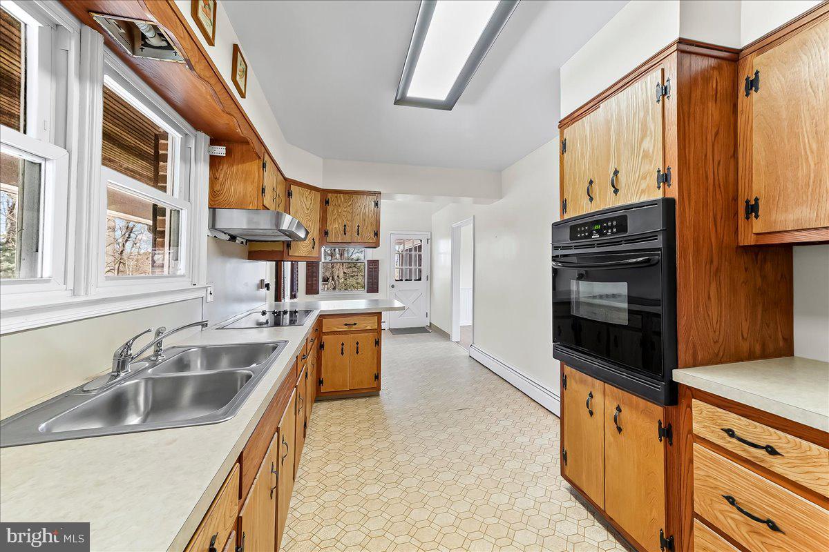 205 Northbank Road Landenberg, PA 19350 - Photo 16 of 45 Kitchen