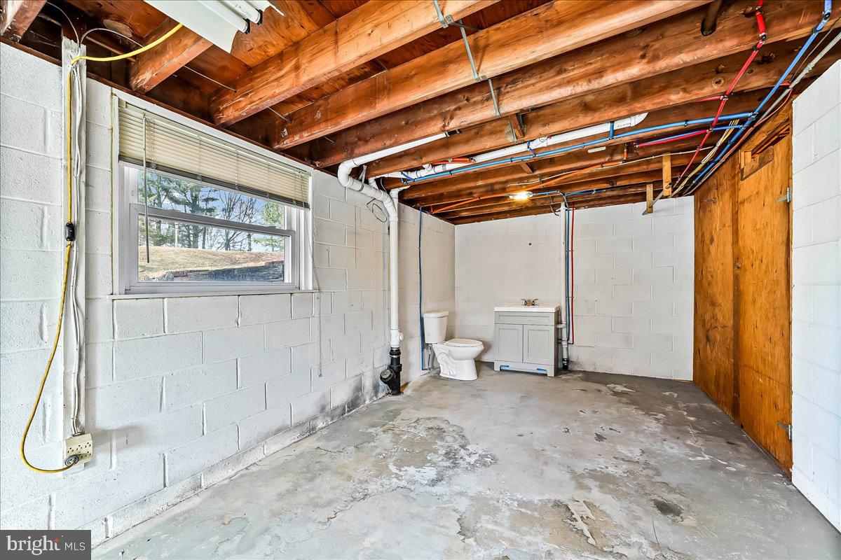 205 Northbank Road Landenberg, PA 19350 - Photo 31 of 45 Finished Basement 1/2 Bath and Office