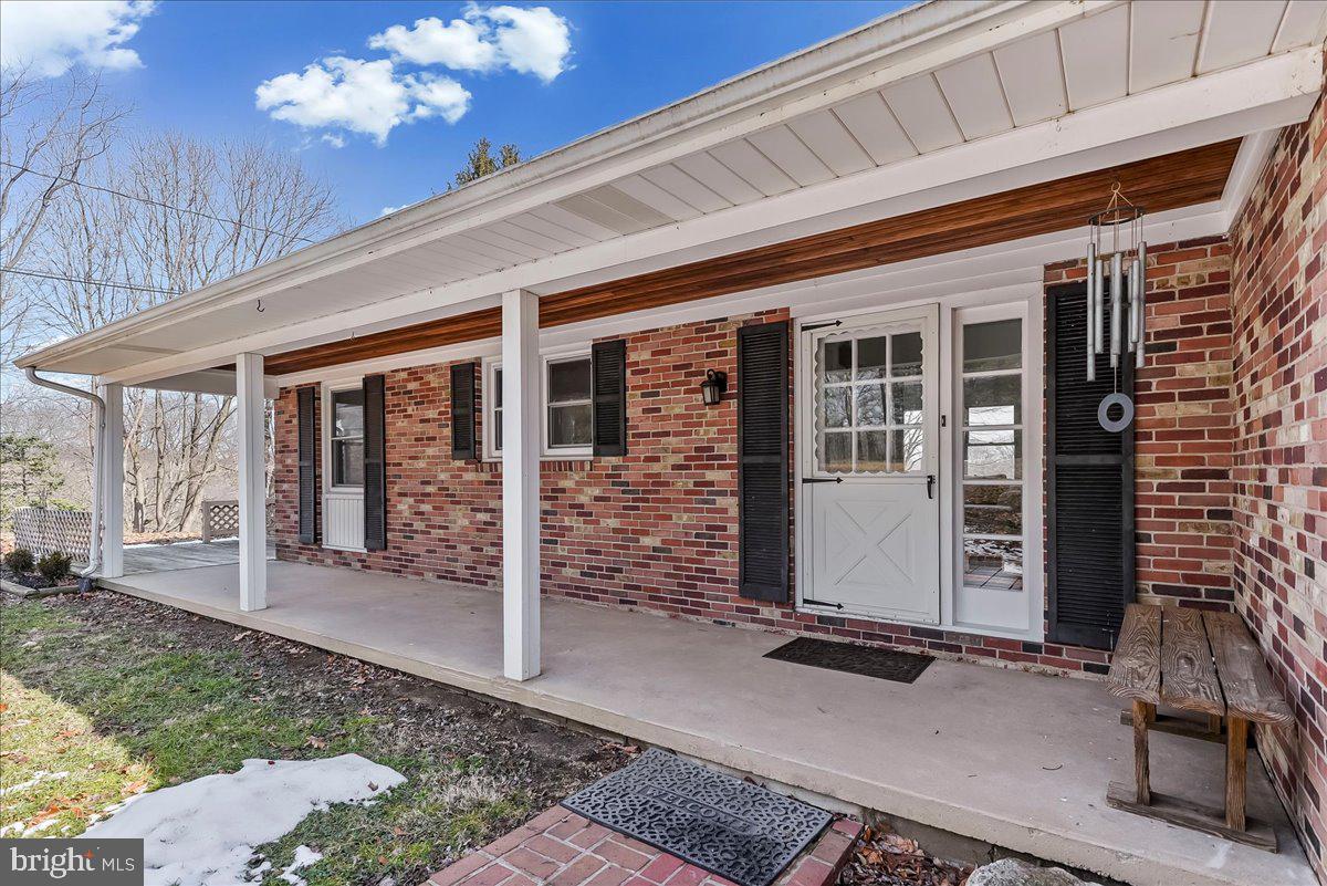 205 Northbank Road Landenberg, PA 19350 - Photo 7 of 45 Front Porch