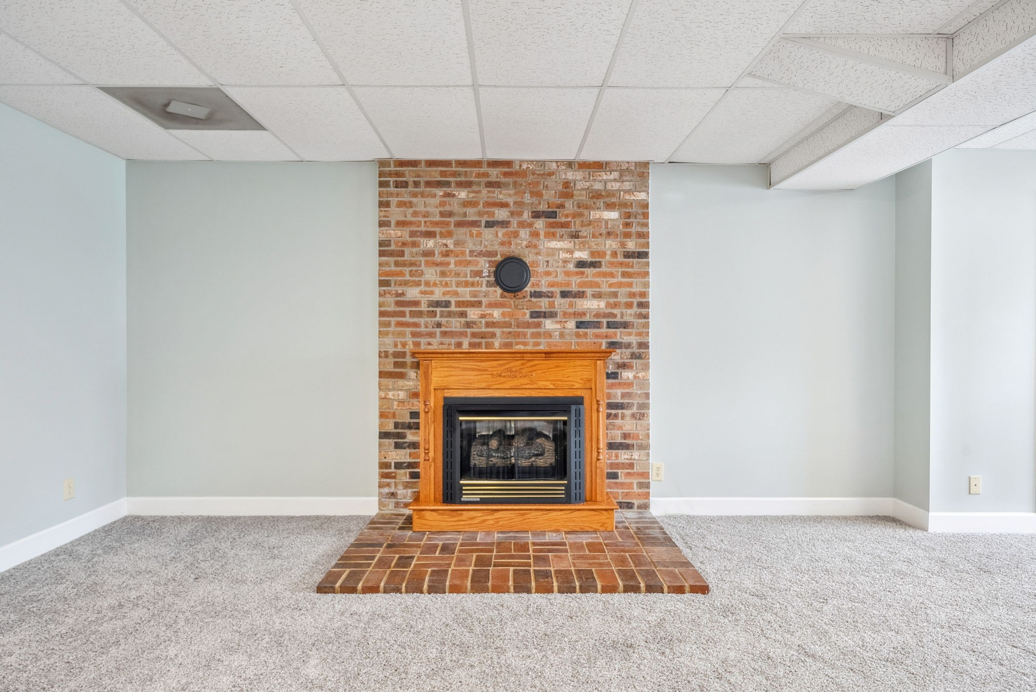 1010 Rossview Road Clarksville, TN 37043 - Photo 42 of 64 Gallery Image 42