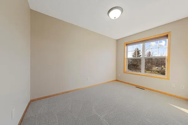 $279,900 | 1574 Independence Drive, Unit 701, Northfield, MN 55057