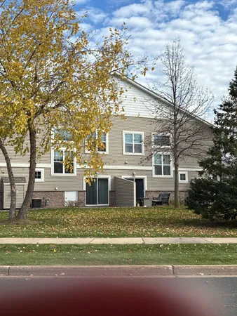 $279,900 | 1574 Independence Drive, Unit 701, Northfield, MN 55057