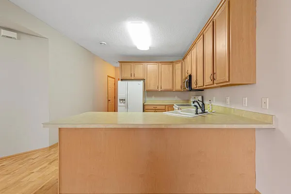 $279,900 | 1574 Independence Drive, Unit 701, Northfield, MN 55057