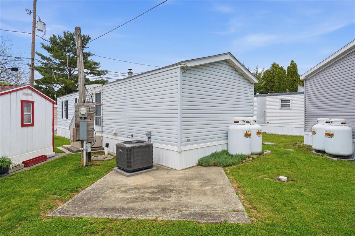 3350 Airport Road, Unit 5 Allentown, PA 18109 - Photo 38 of 53 Charming exterior of a cozy home.
