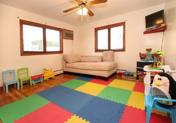 9 Laurine Road Peabody, MA 01960 - Photo 14 of 25 Gallery Image 14