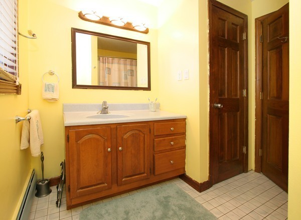 9 Laurine Road Peabody, MA 01960 - Photo 18 of 25 Gallery Image 18
