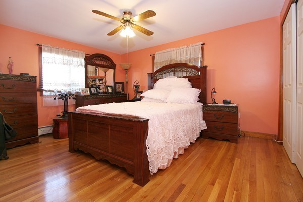 9 Laurine Road Peabody, MA 01960 - Photo 10 of 25 Gallery Image 10