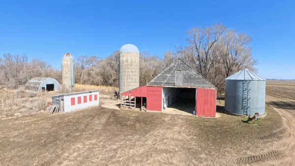 $155,000 | 11146 230th Street, Milroy, MN 56263