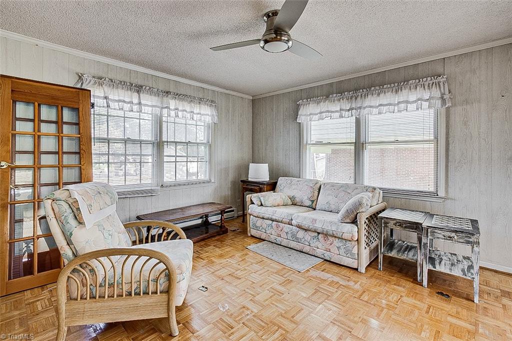 1315 Rotherwood Road Greensboro, NC 27406 - Photo 5 of 42 Gallery Image 5