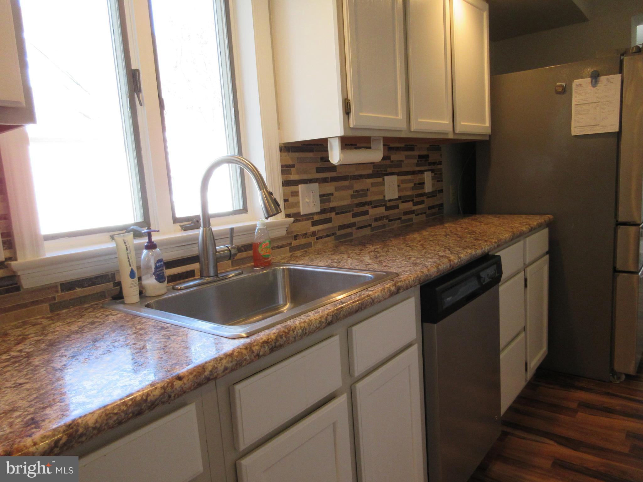 3602 Florida Road Windsor Mill, MD 21244 - Photo 7 of 49 Beautiful back splash
