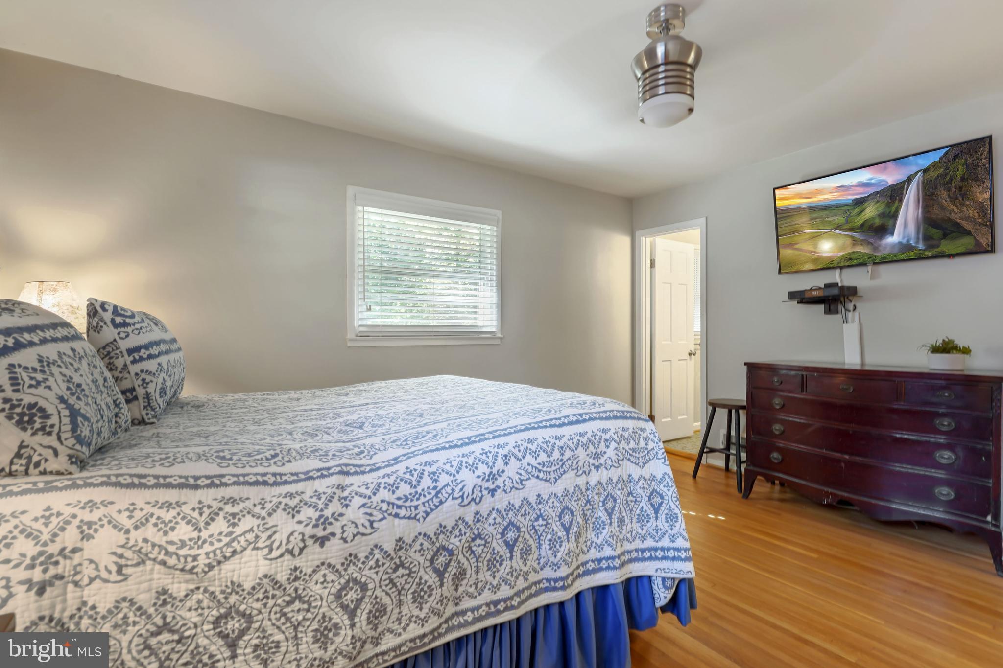 5633 Heming Avenue Springfield, VA 22151 - Photo 22 of 34